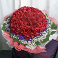 For an instant dose of love and all things lovely, gift this bouquet of 100 red roses with seasonal fillers. Red roses sweetly co-exist with seasonal fillers of various colours to express your feelings to your loved one. Convey birthday wishes, congratulations or get well soon thoughts to your loved ones with this beauty of a bouquet.